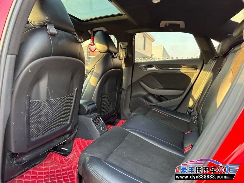 18年奥迪A3轿车抵押车出售