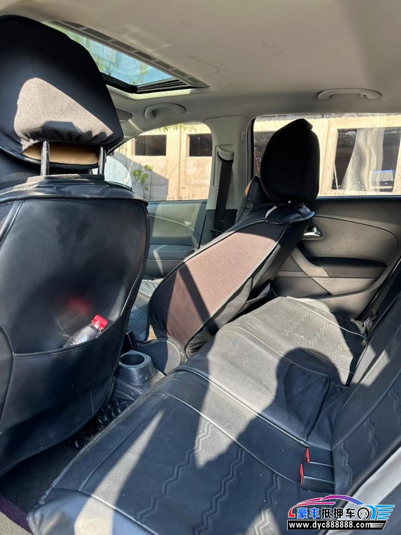 17年大众polo轿车抵押车出售