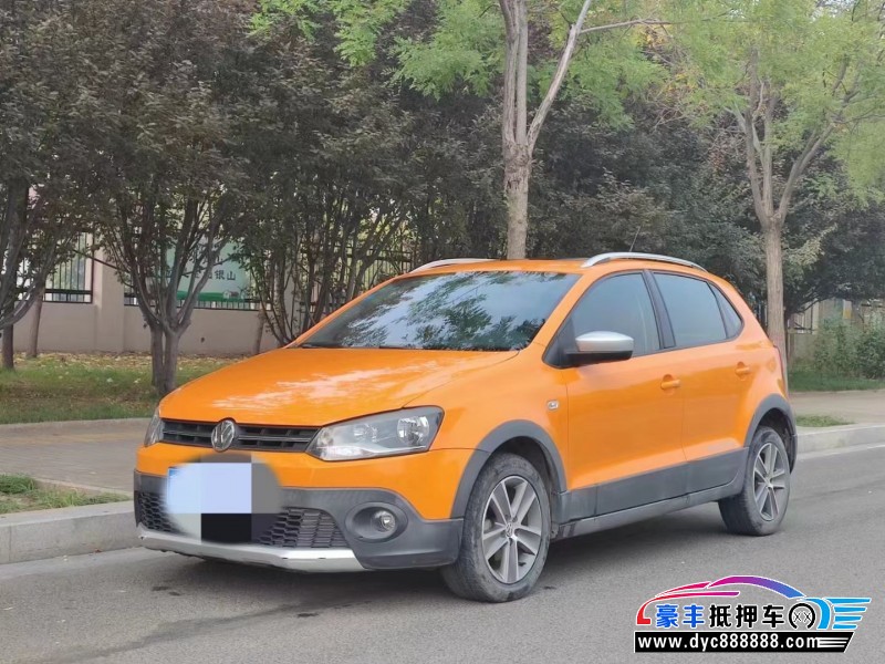 14年大众polo轿车抵押车出售