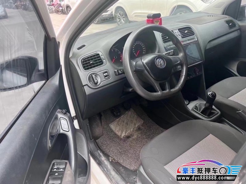 17年大众polo轿车抵押车出售