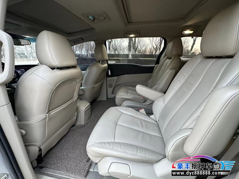 14年别克GL8轿车抵押车出售