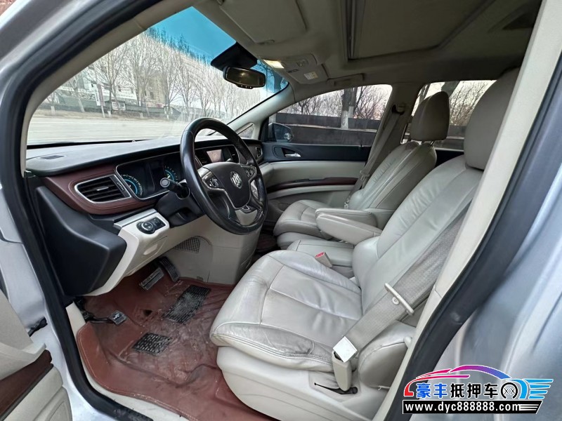 14年别克GL8轿车抵押车出售