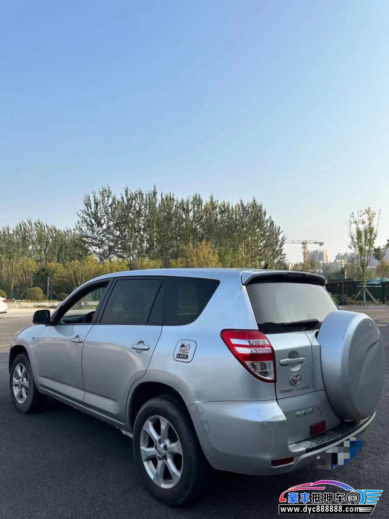 13年丰田RAV4SUV抵押车出售