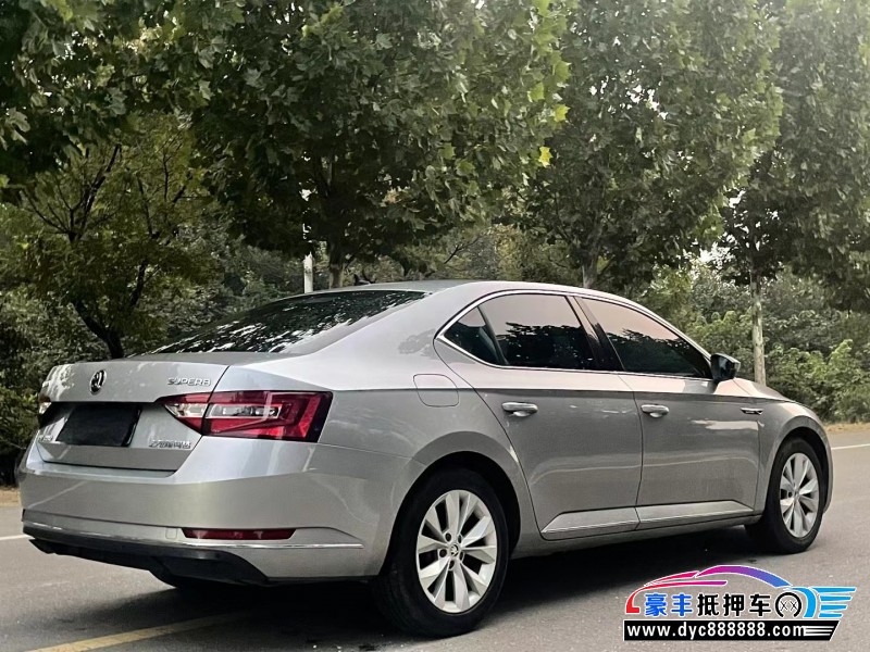 18年斯柯达速派轿车抵押车出售