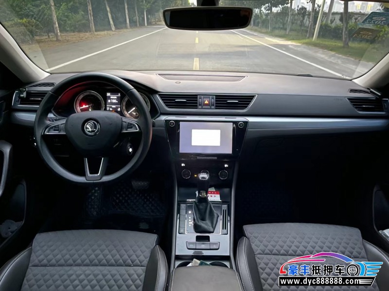 18年斯柯达速派轿车抵押车出售