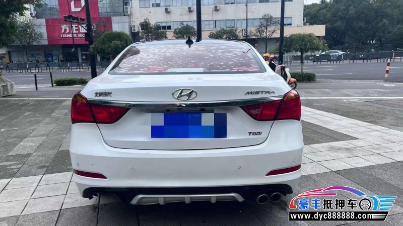 17年现代名图轿车抵押车出售