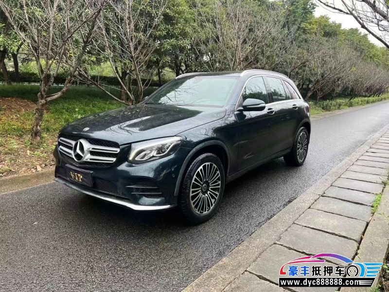 19年奔驰GL轿车抵押车出售