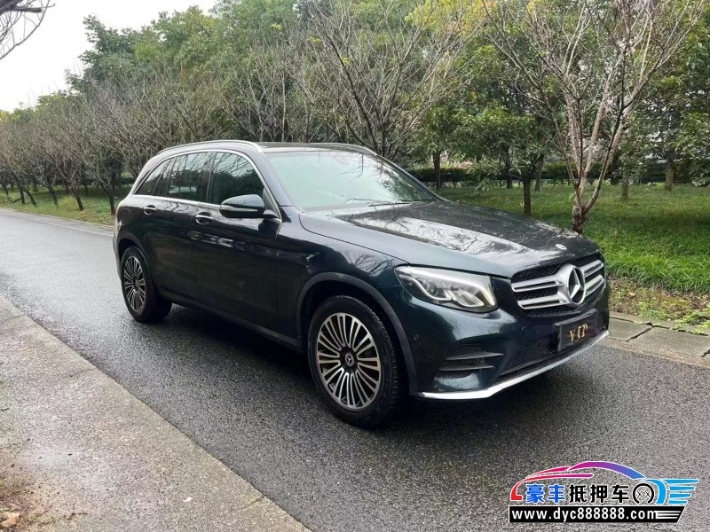 19年奔驰GL轿车抵押车出售