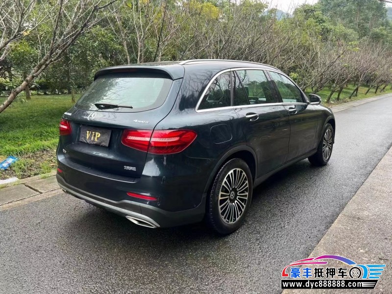 19年奔驰GL轿车抵押车出售