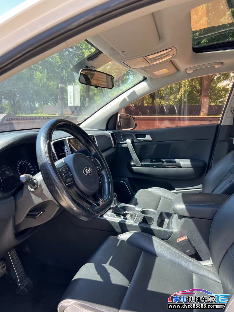 17年起亚KX5轿车抵押车出售