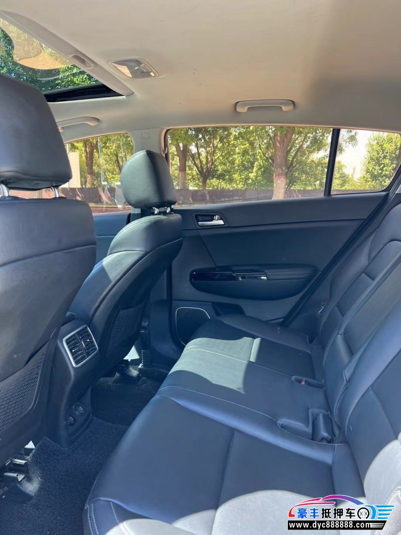 17年起亚KX5轿车抵押车出售