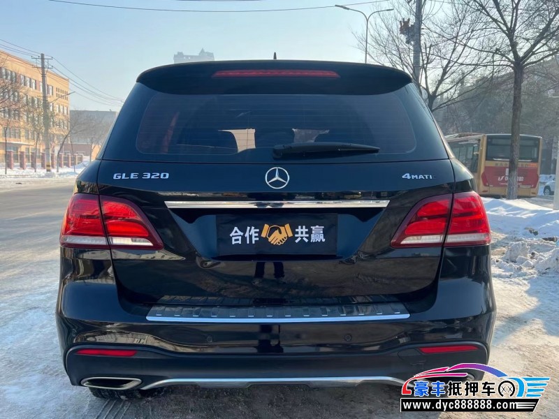 18年奔驰GLE轿车抵押车出售