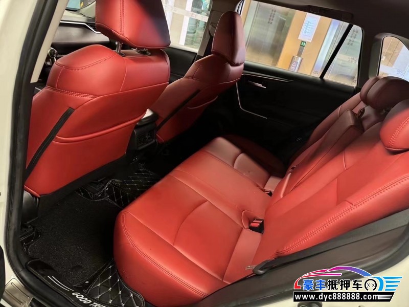 20年丰田RAV4轿车抵押车出售