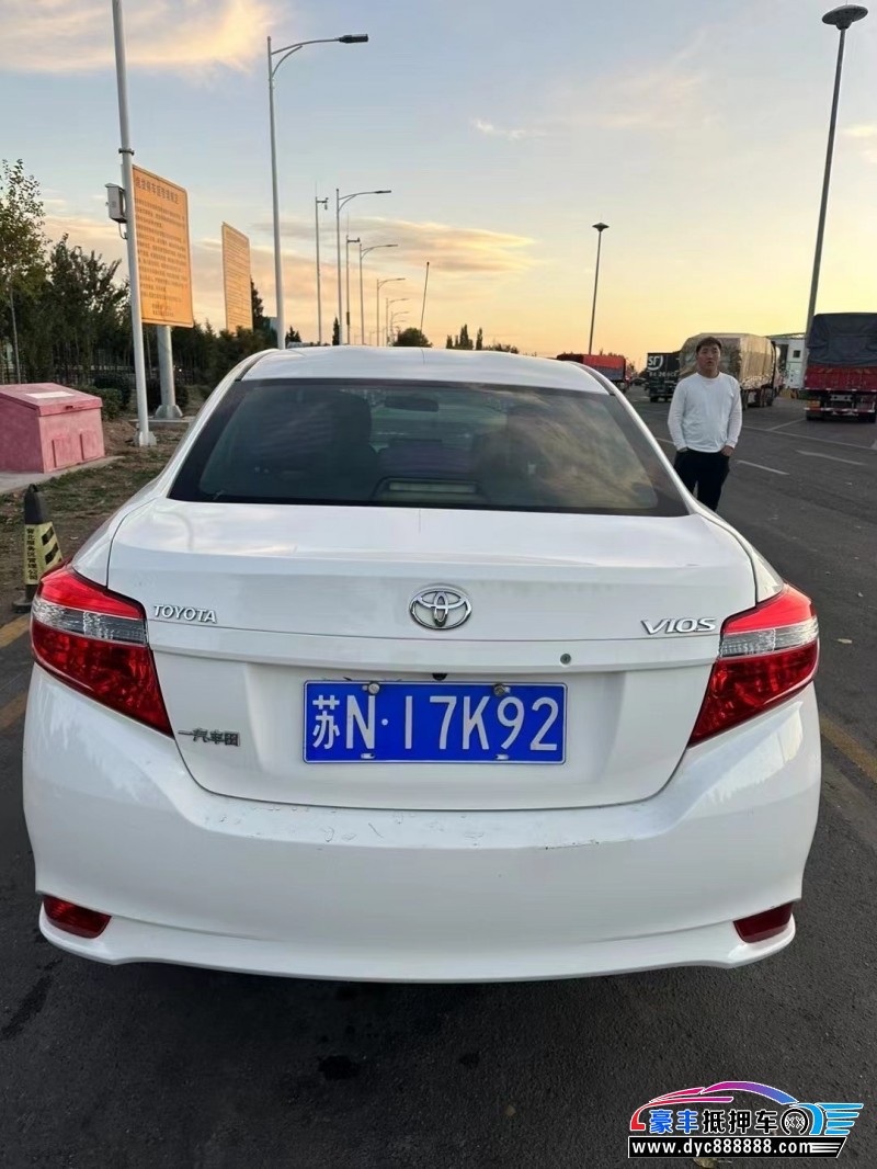 16年丰田威驰轿车抵押车出售