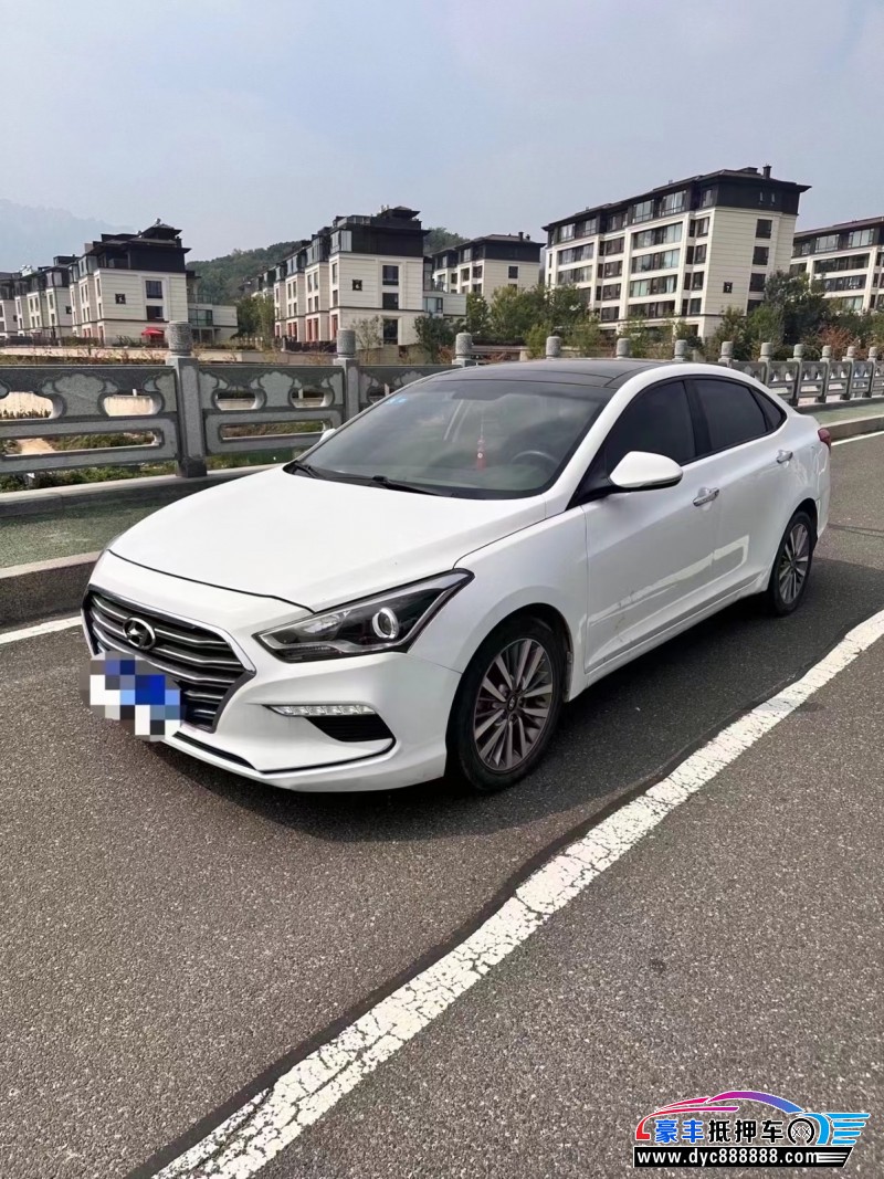 17年现代名图轿车抵押车出售