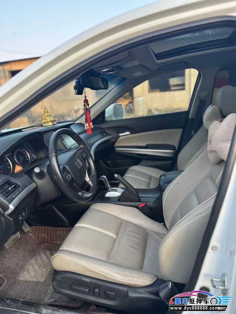 14年本田歌诗图SUV抵押车出售