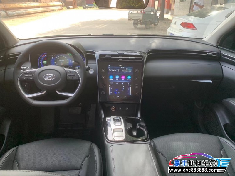 23年现代途胜SUV抵押车出售