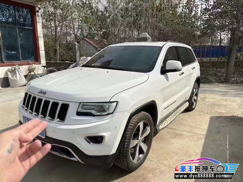 17年Jeep大切诺基轿车抵押车出售