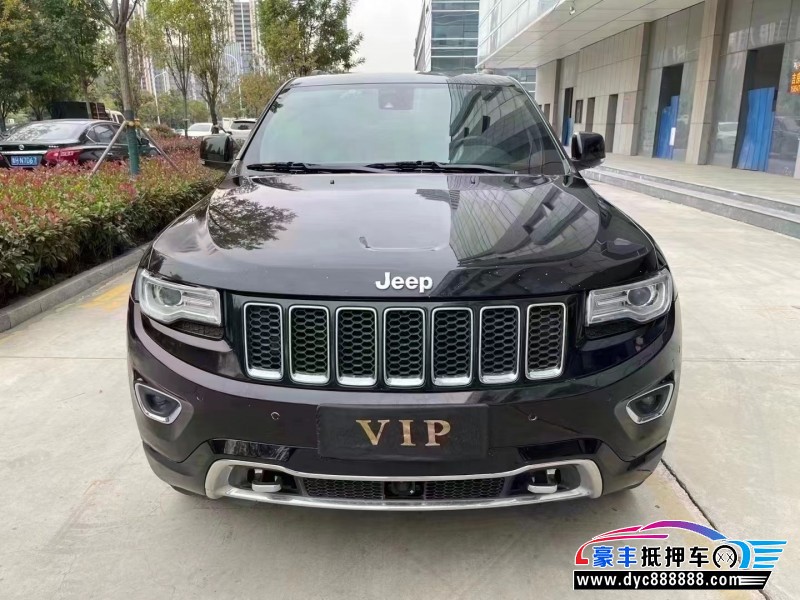 16年Jeep大切诺基轿车抵押车出售