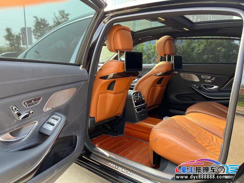 20年奔驰迈巴赫S级轿车抵押车出售