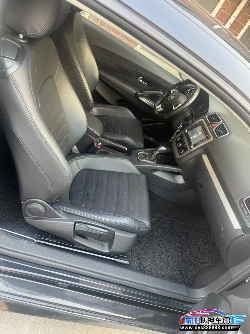 14年大众尚酷轿车抵押车出售