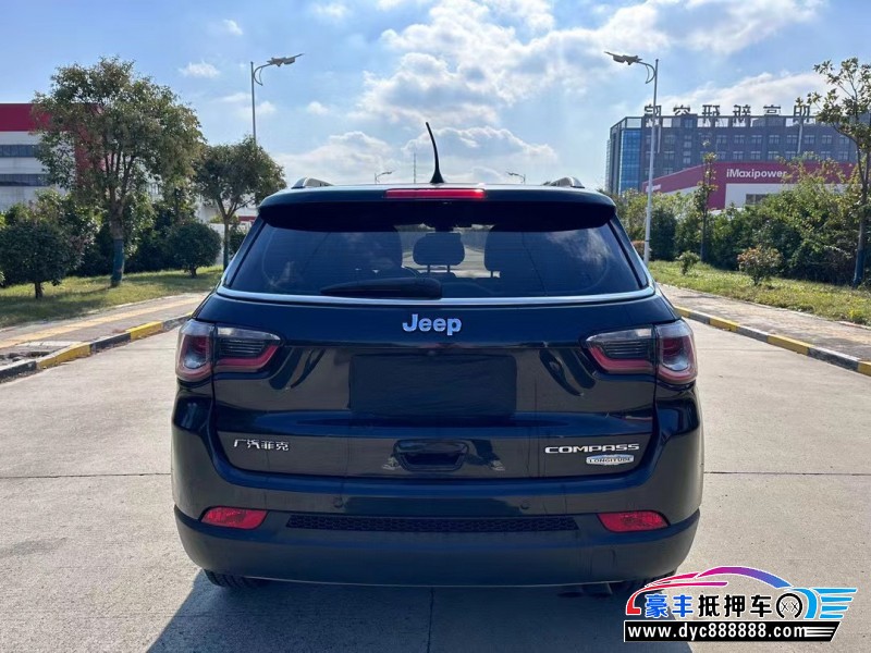 18年Jeep指南者轿车抵押车出售