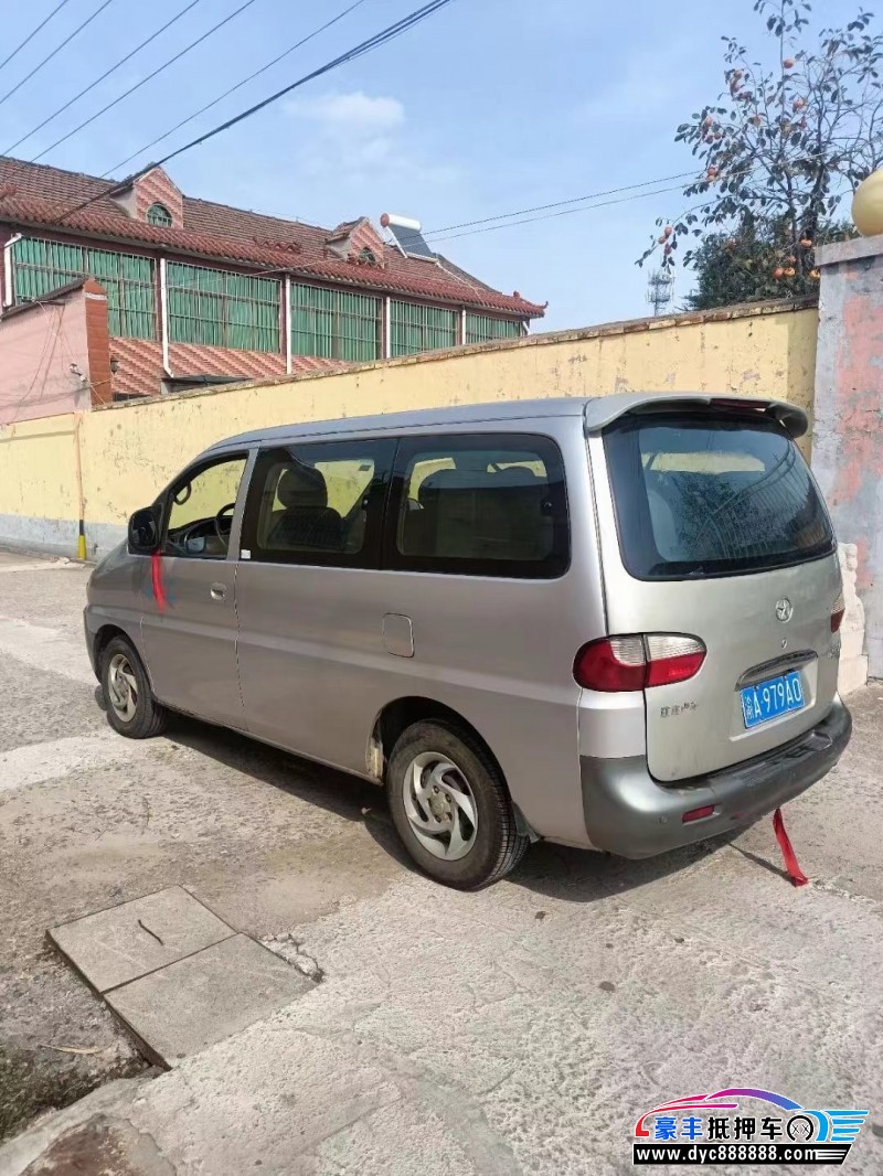 13年江淮瑞风MPV抵押车出售