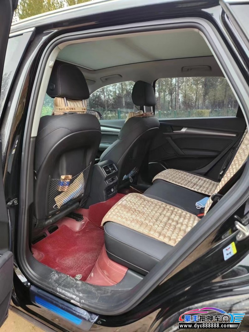 21年奥迪Q5轿车抵押车出售