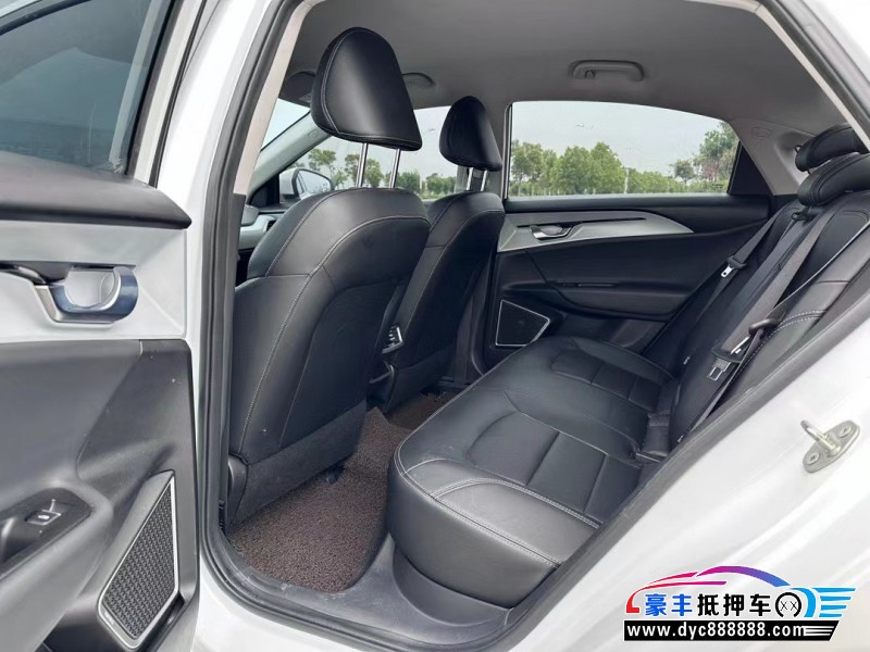 22年吉利几何轿车抵押车出售