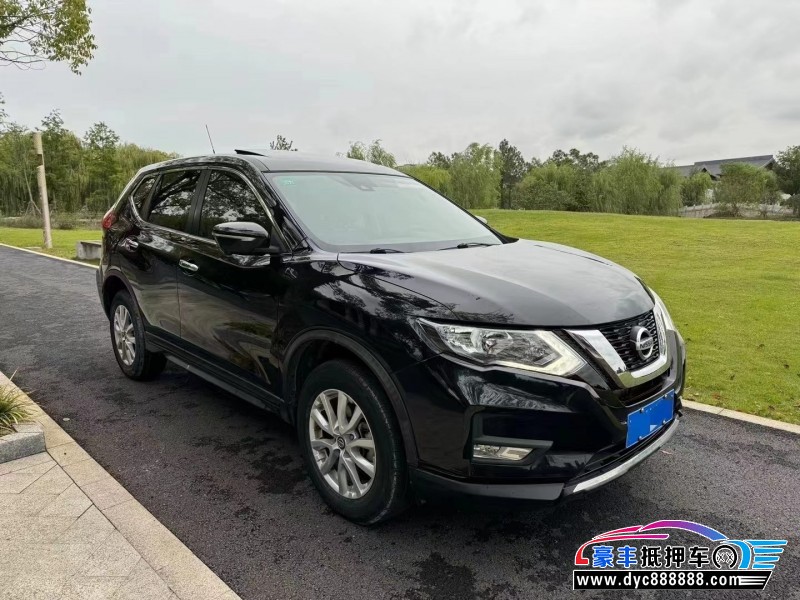 19年日产奇骏SUV抵押车出售