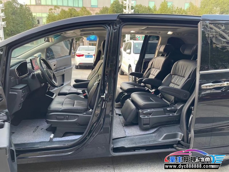 22年本田奥德赛MPV抵押车出售