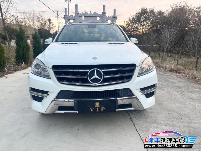 12年奔驰ML轿车抵押车出售