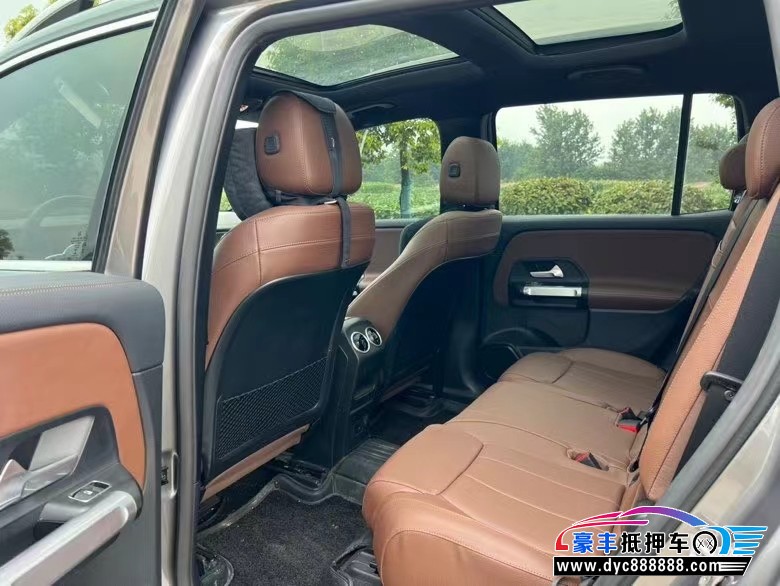 21年奔驰GLB轿车抵押车出售