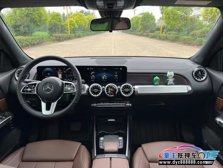 21年奔驰GLB轿车抵押车出售