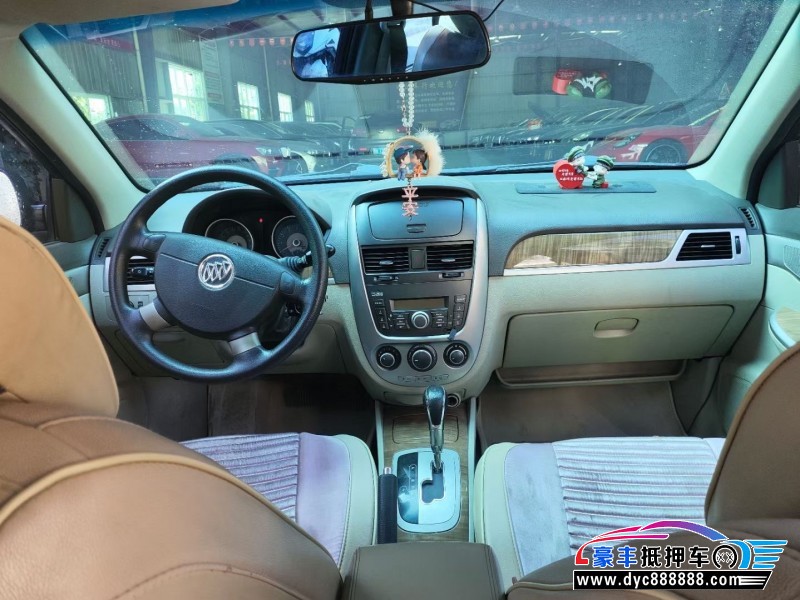 16年别克凯越轿车抵押车出售