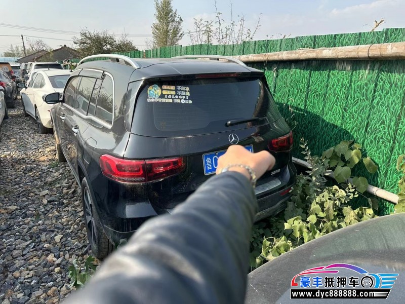 21年奔驰GLB轿车抵押车出售