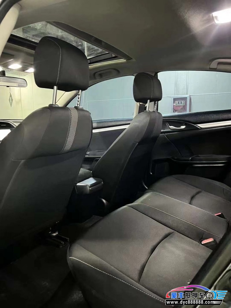 22年本田思域轿车抵押车出售