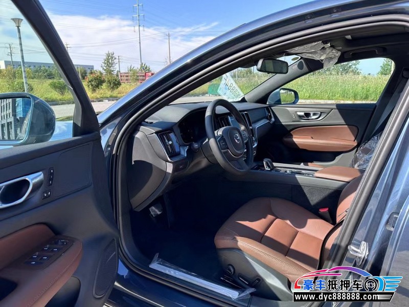 23年沃尔沃S60轿车抵押车出售