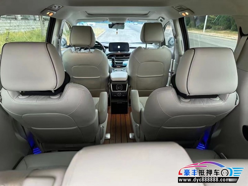 21年别克GL8轿车抵押车出售