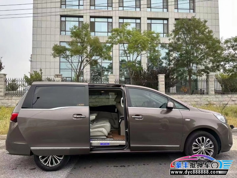 21年别克GL8轿车抵押车出售