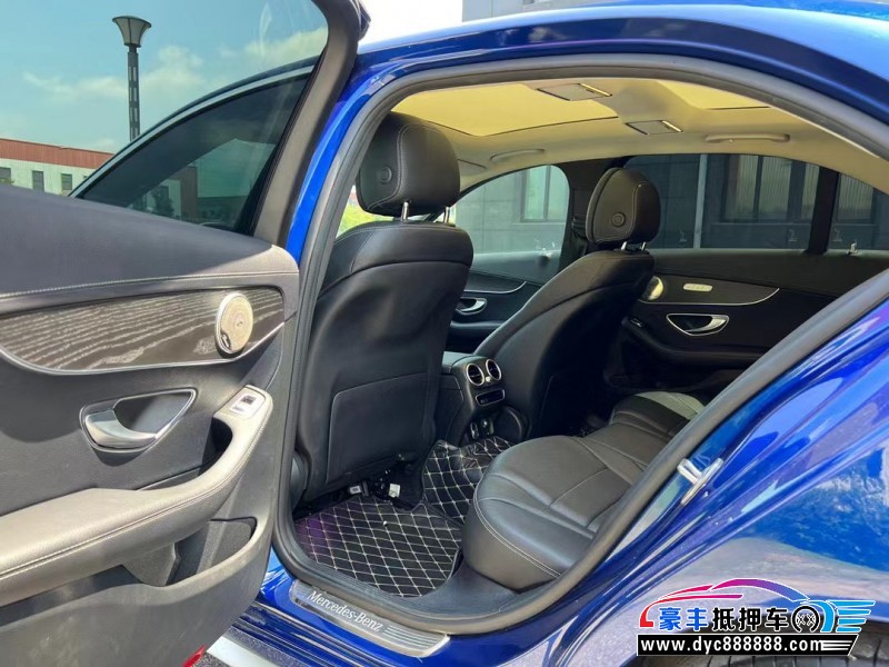 21年奔驰C轿车抵押车出售