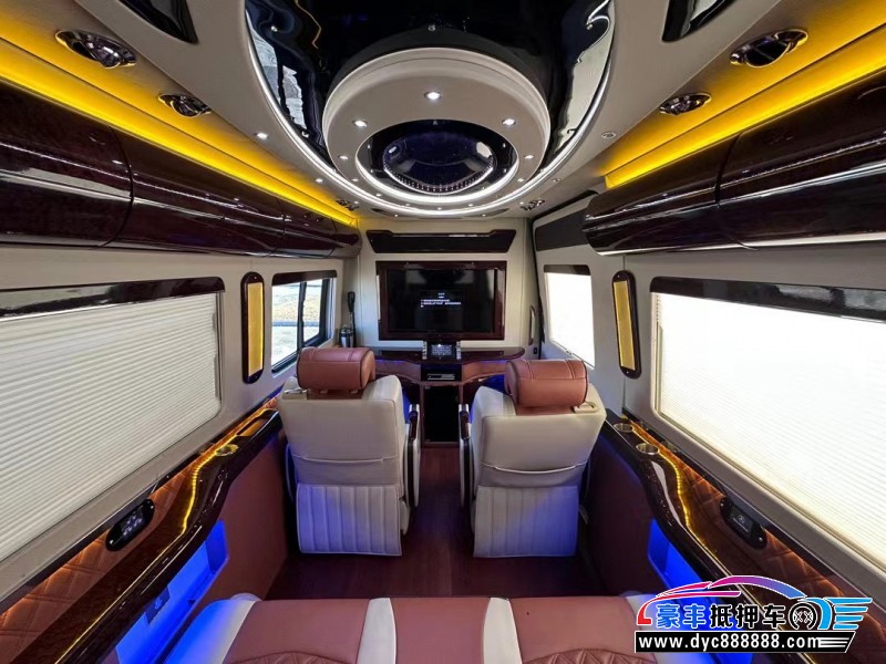 15年奔驰斯宾特轿车抵押车出售