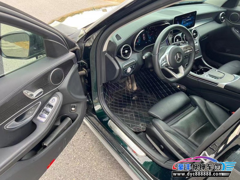 20年奔驰C轿车抵押车出售