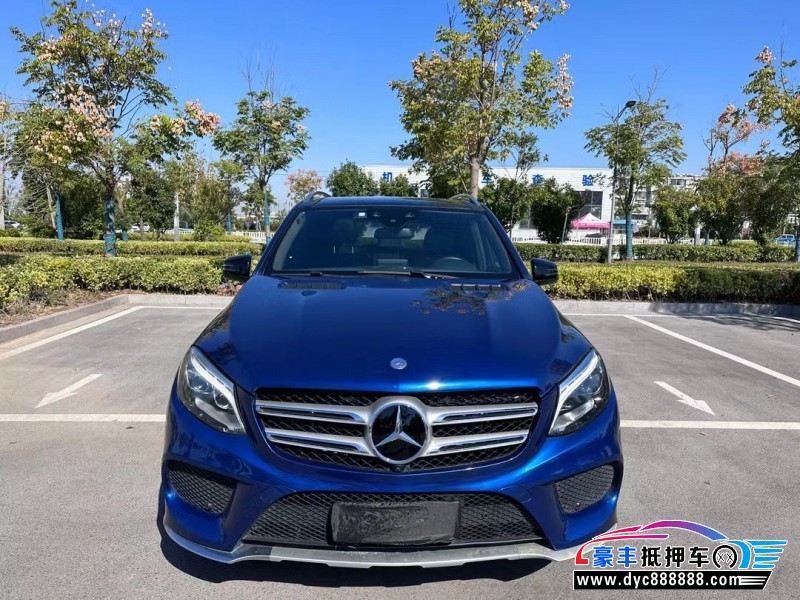 17年奔驰GLE轿车抵押车出售
