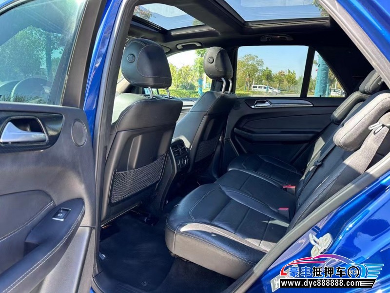 17年奔驰GLE轿车抵押车出售