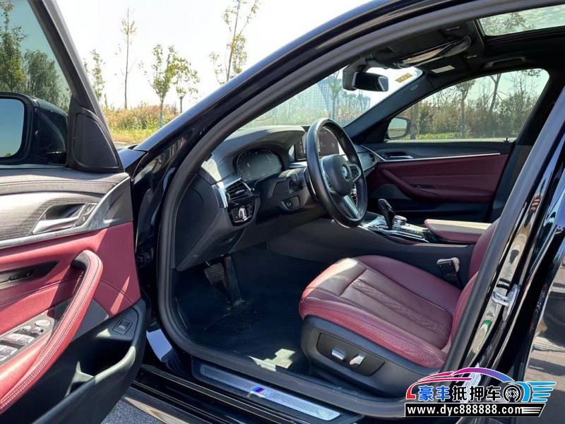 21年宝马5系轿车抵押车出售