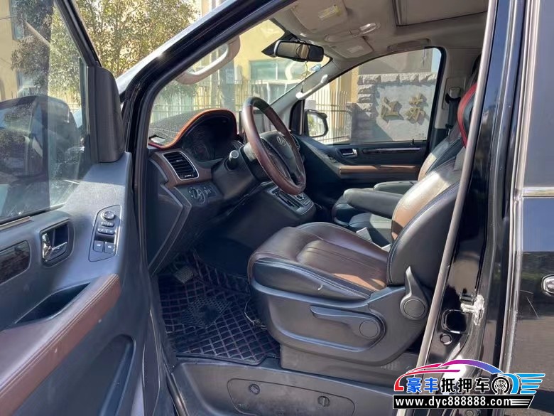 17年上汽大通G10MPV抵押车出售