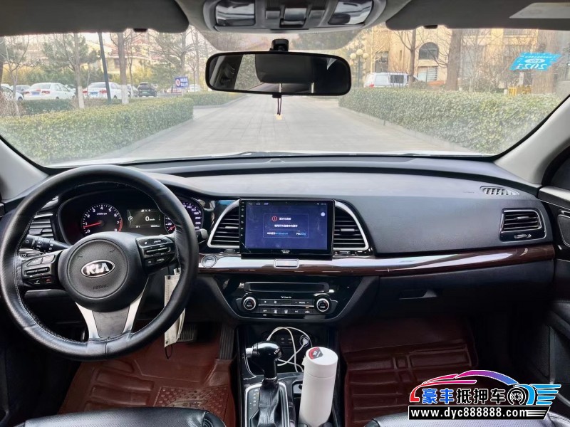 15年起亚K4轿车抵押车出售