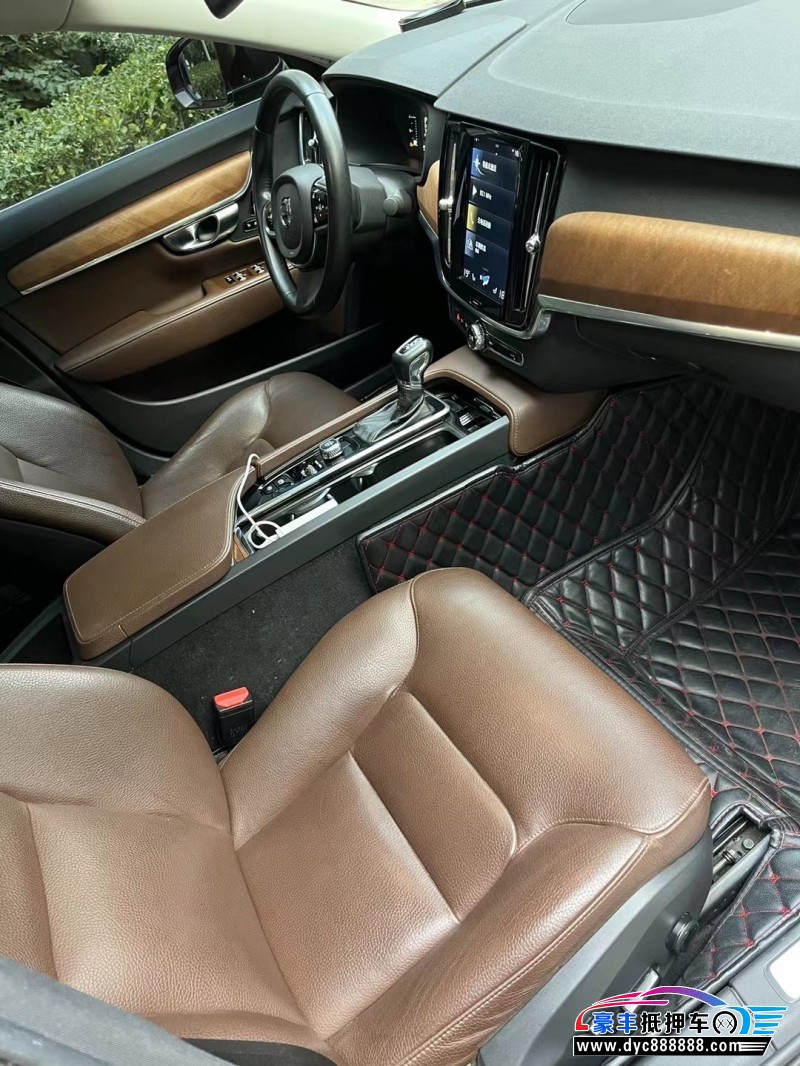 19年沃尔沃S90轿车抵押车出售