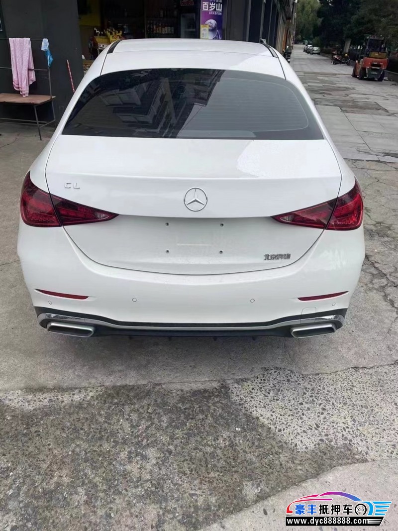 22年奔驰C轿车抵押车出售
